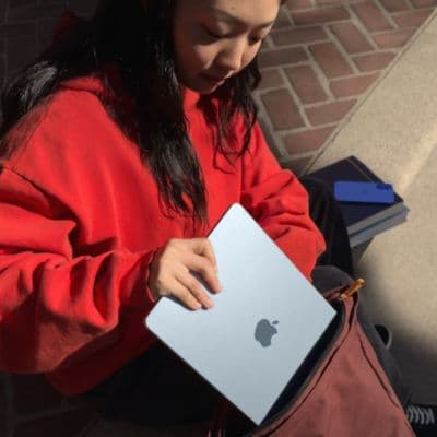 Ordinateur Apple MACBOOK Air 13,6" Puce M4 CPU 10 / GPU 10 cœurs Mémoire RAM 16Go Stockage 1To SSD Retina Argent - Image 8