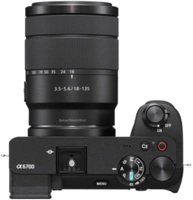 Appareil photo Hybride SONY A6700 Noir + E 18-135 mm f3.5-5.6 OSS - Image 3