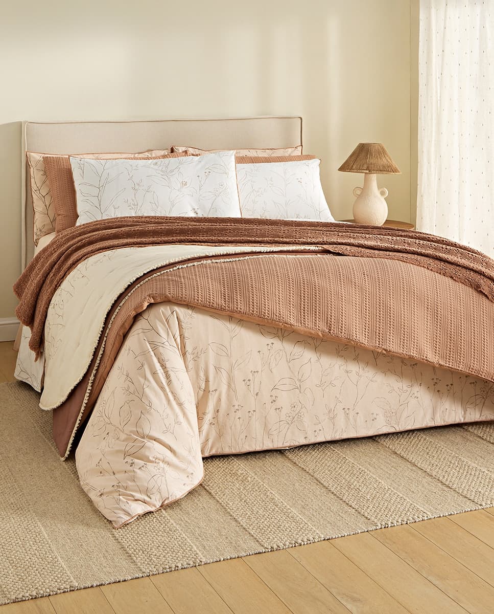 El Corte Inglés - Colección de cama Cotton rosa.