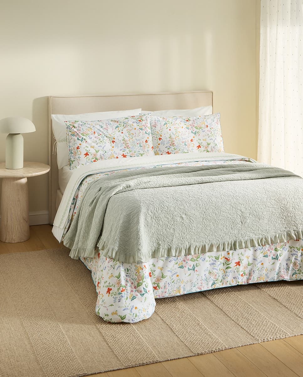 El Corte Inglés El Corte Inglés - Colección de cama Cecile.