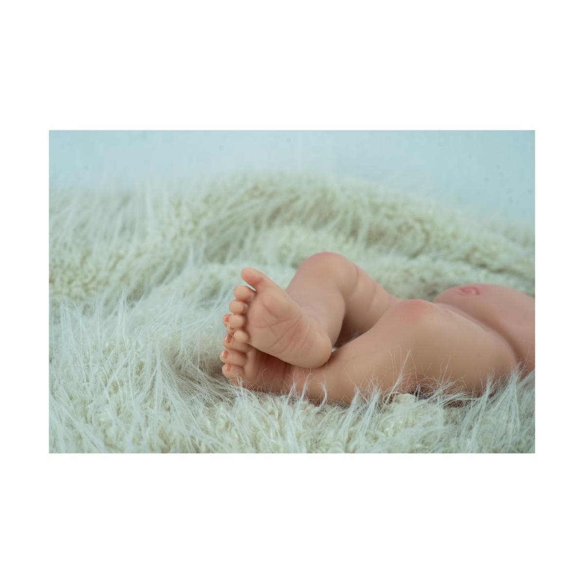Muñeca Real Reborn Aina 40 cm con cambiador y pañuelo babero Spanish Design (Cuerpo Silicona, Sexo Niña) Arias - Image 8