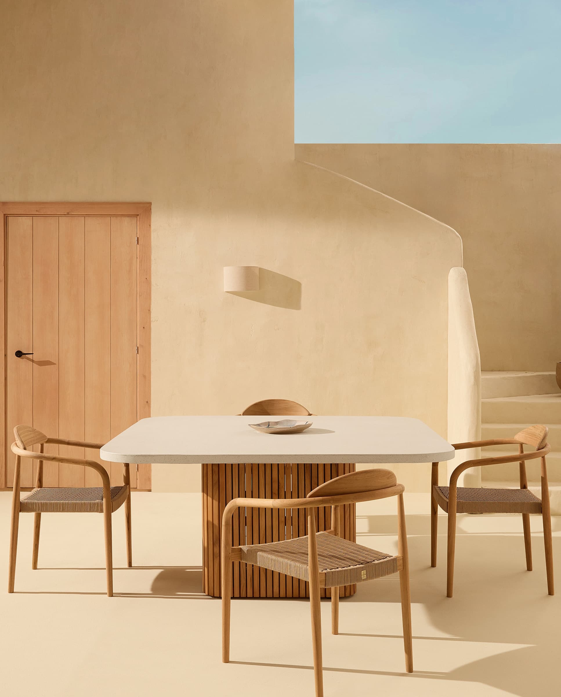 El Corte Inglés - Colección de jardín mesa Trento y silla Comporta.