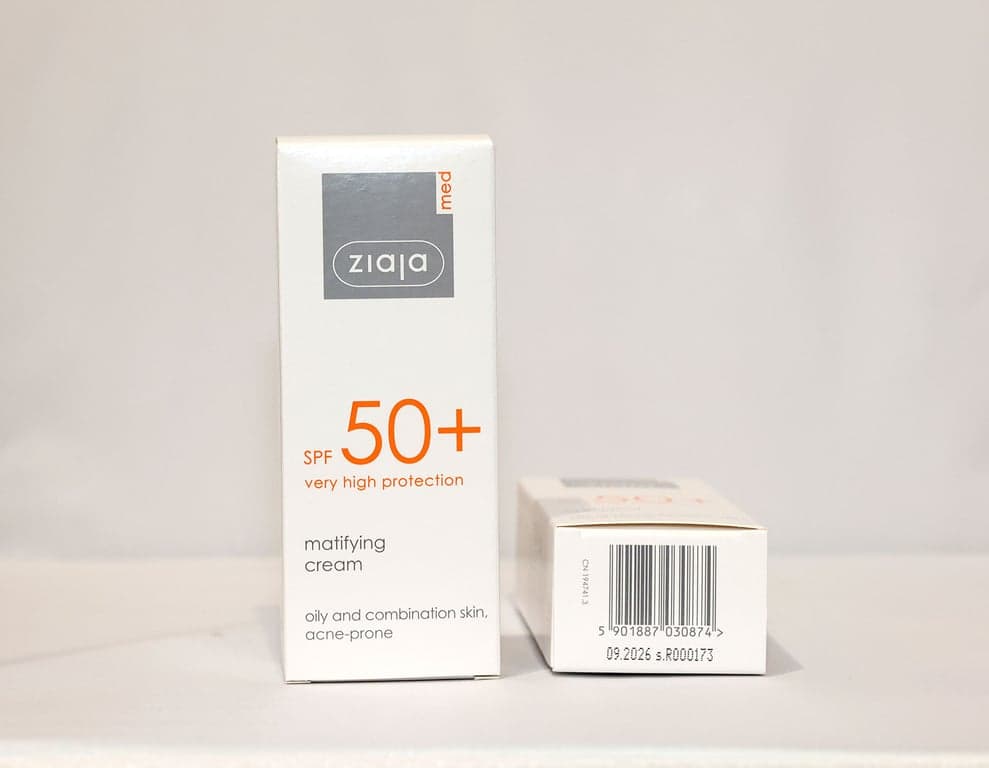 Ziaja    

            Crema Facial Protectora Matificante SPF50+ - Image 5