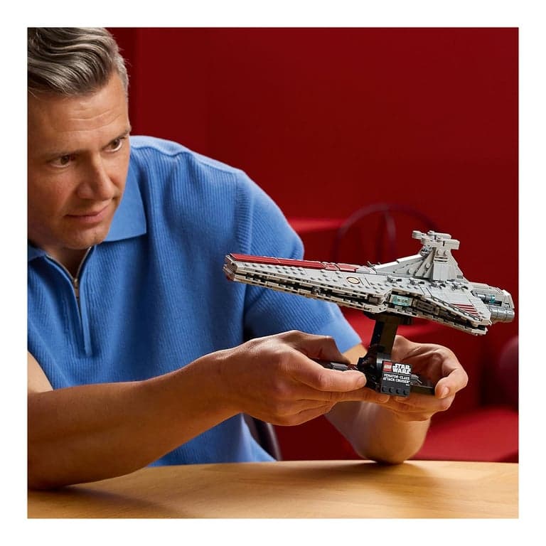 Juego de construcción Crucero de Ataque Clase Venator LEGO Star Wars TM - 75441 - Image 2
