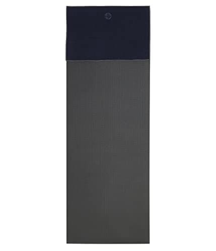 Manduka Yogitoes Serviette de Yoga pour Tapis, antidérapante et à séchage Rapide pour Le Yoga Chaud avec Fond en Caoutchouc à Pois antidérapants, Fine et légère, 40,6 x 61 cm, Minuit - Image 4