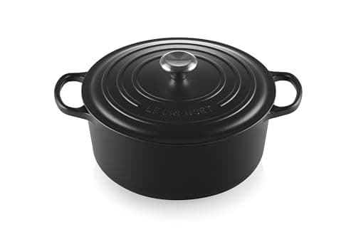 Le Creuset Signature 21177280002430 Enamelled Cast Iron Casserole Dish with Lid 28 cm 6.7 L Matt Black - Image 2