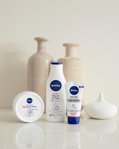 NIVEA Crème mains 3 en 1 Repair Peaux Très Sèches & Rugueuses (1 x 75 ml), soin mains hydratant formule riche et non grasse, crème hydratante réparatrice au Dexpanthenol - Image 6