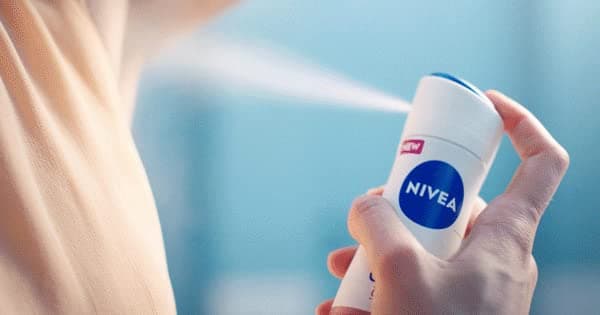NIVEA Derma Control 96 h Déodorant spray (1 x 200 ml), Détranspirant contre la transpiration excessive, l’humidité et les odeurs, cliniquement approuvé, Déodorant femme à la formule brevetée - Image 6