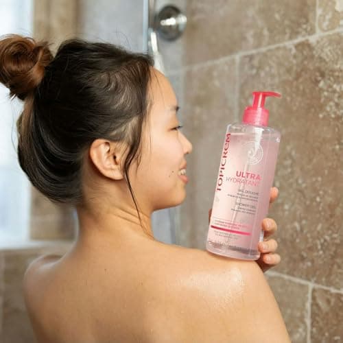 Topicrem - Ultra Moisturizing Shower Gel - Gently cleanses, protects and moisturizes the skin - Soap Free, Smooth Texture, Delicate Odour, Sensitive and Dry Skin, Made in France - 500ml - Image 3