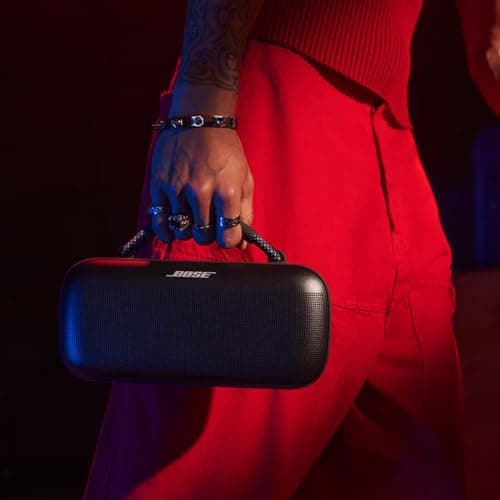 Bose Soundlink Max, Grosse enceinte Bluetooth étanche, Enceinte puissante rechargeable avec jusqu’à 20 heures d’autonomie, USB-C, Enceinte avec entrée auxiliaire 3,5 mm intégrée, Noir - Image 7