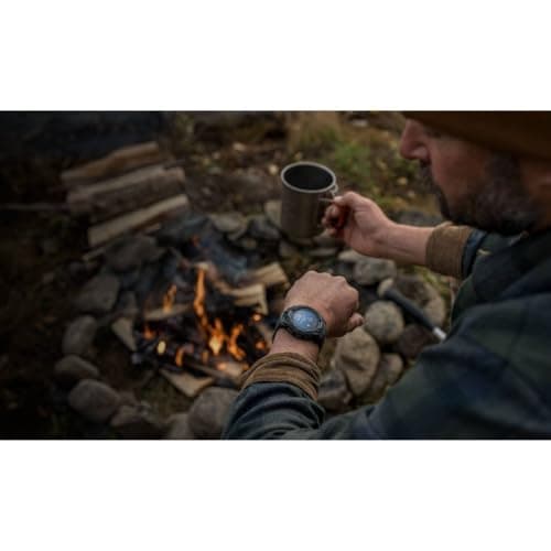 Garmin Instinct 3.5 mm, AMOLED, Black Bezel with Charcoal Band - Image 3