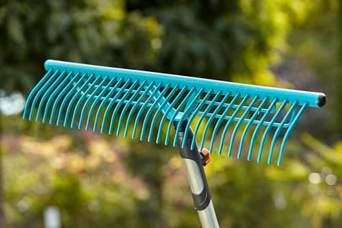 Gardena Combisystem Lawn: Rake, Working Width 60 cm, for Collecting Cut Grass, Suitable for All Combisystem Handles, with Practical Pick Up Tray (3381-20) - Image 3
