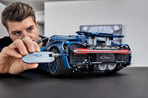 LEGO 42083 Technic Bugatti Chiron - Image 4
