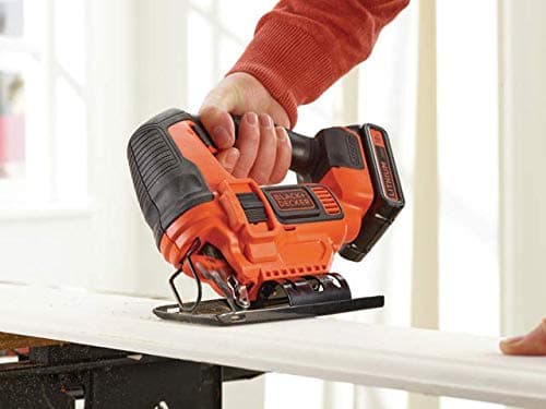 BLACK+DECKER BDCJS18E1-QW Jigsaw 18V 2.5Ah 1 Battery 1 Blade for Wood Delivered in Storage Box - Image 3