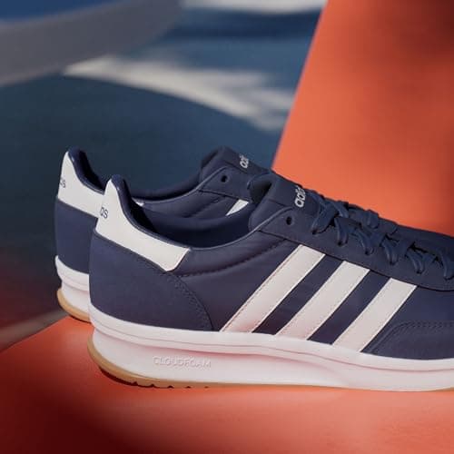 Adidas Men's Run 70S 2.0 Shoes - Image 4