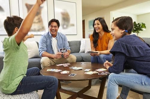 Mattel Games - Phase 10 Rummy Style Card Game, Board Game from 2 to 6 Players from 7 Years, Board Game, FFY05 - Image 3