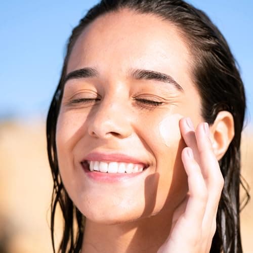 SVR - Sun Secure Blur SPF50+ Fragrance Free - Sunscreen cream with blur effect – Very high UVA, UVB, infrared & visible light protection – Sensitive skin – Niacinamide, Vitamin E – 50 ml - Image 5