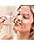 SVR – Ampoule Refresh Yeux – Sérum Jour Défatigant Anti-Cernes – Lisse rides, atténue poches et cernes – Pour peaux sensibles – Caféine 2%, Peptides, Acide Hyaluronique – 15 ml - Image 5
