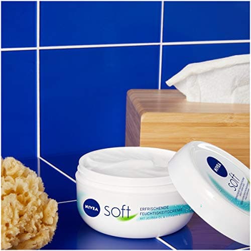 NIVEA Crème hydratante douce rafraîchissante (200 ml), nourrissante avec de la vitamine E et de l'huile de jojoba, crème pour la peau à absorption rapide - Image 6