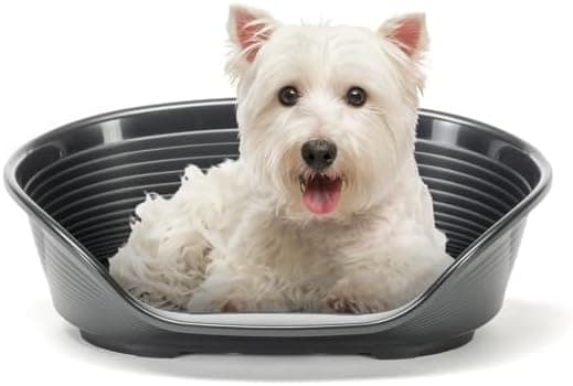 Ferplast Niche pour Chien et Chat Niche pour petit chien 100% plastique recyclé Niche lavable, respirante et antidérapante Siesta Deluxe, 54 x 35 xh 21,5 CM, Noir - Image 1