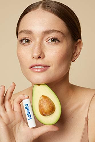 NIVEA Labello Protect, Baume à lèvres enrichi en huiles naturelles et protection solaire FPS 15, Soin des lèvres Hydratation longue durée pendant 24H - Image 7