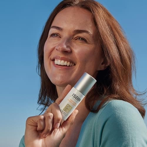 ISDIN Fusion Water MAGIC Repair SPF 50 (50ml) | Anti-ageing Triple Effect Tinted Face Sunscreen | Invisible Protection, Moisturizing, Safe-Eye Tech - Image 4
