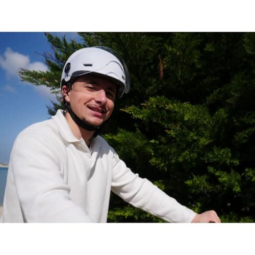 Cool Ride - Casque Urbain Trendy avec Visière et Headlock - Noir - Coque ABS Résistante - 6 Aérations - Mousses Amovibles - Norme CE en 1078 - Idéal Vélo, Trottinette, Skateboard - Image 8