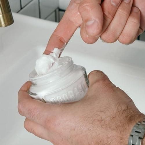 Proraso | Crème avant-rasage rafraîchissante (pot de 100 ml) – Crème de pré-rasage tonifiante à l'huile d'eucalyptus et au menthol – Fabriquée en Italie - Image 5