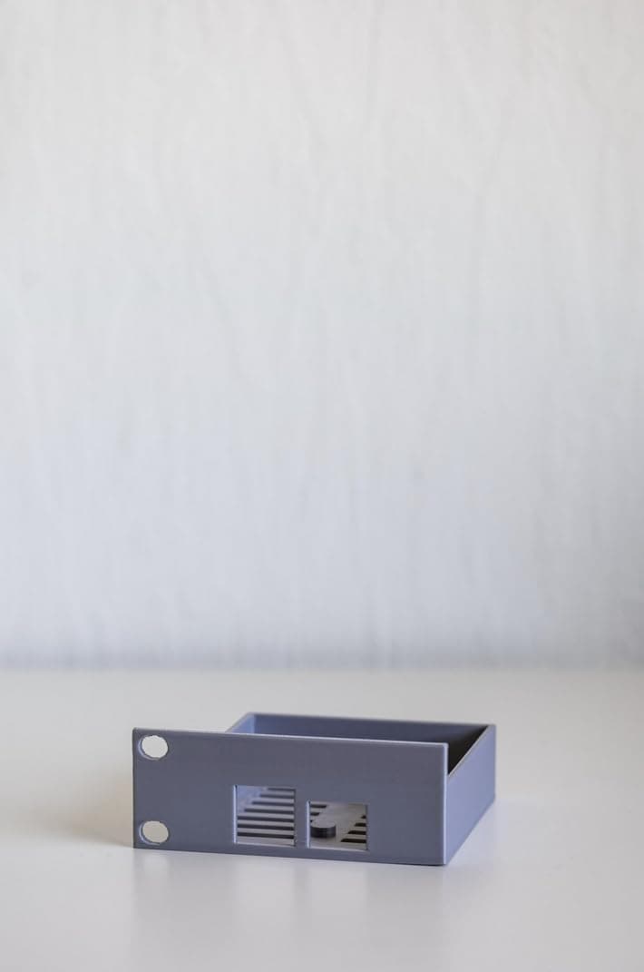 1U (1HE) or 2U (2HE) rack mount for 19" and 10" racks compatible with Philips Hue Bridge (Black, 1U (1HE)) - Image 1