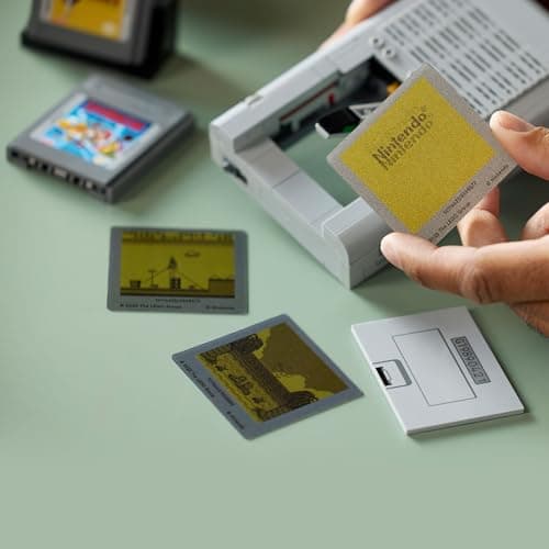 LEGO Super Mario Game Boy - Set de Construction pour Adulte - Maquette de Nintendo à Exposer avec 2 Cartouches Dont Zelda - Support Inclus - Idée de Cadeau Rétro pour Fans de Jeux Vidéo 72046 - Image 7