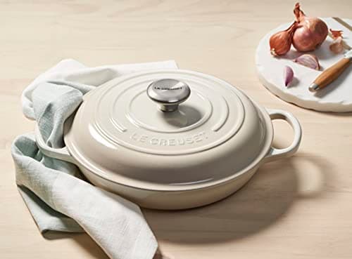 Le Creuset Signature Enamelled Cast Iron Dutch Oven, Round, 26 cm, 2 L, 4.2 kg, Meringue, 21180267164430 - Image 7