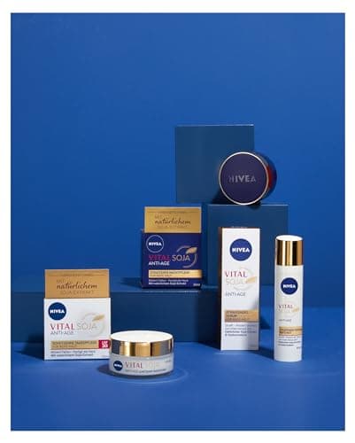NIVEA VITAL Soja Protection de jour SPF 30 (50 ml), formule raffermissante à l'extrait de soja naturel, hydratant avec haute protection pour les rides atténuées - Image 7