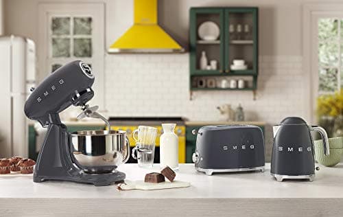 Smeg, SMF03GREU Pastry Processor, 10 Speed Levels, Step-On Function, Bowl 4.8 L, Safety Motor Lock, 3 Beaters, Hook and Lid Included, 800 W, Grey - Image 3