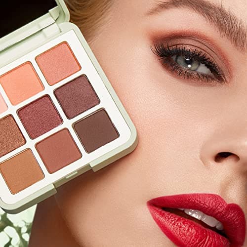 KIKO Milano Green Me Eyeshadow Palette 102, Palette De 9 Ombres À Paupières Aux Finis Variés : Mat, Nacré Et Métallisé - Image 6