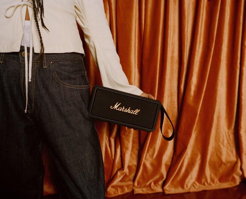 Marshall Middleton Haut-Parleur Bluetooth Portable sans Fil - 20+ Heures de Lecture Portable - Étanche IP67 - Noir & Laiton - Image 6