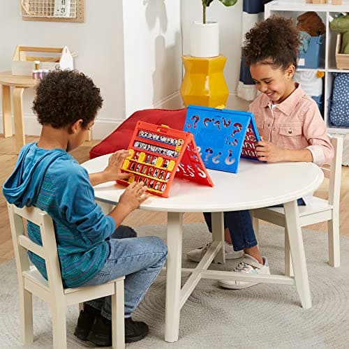 Hasbro Gaming Who is it? Famous Children's Deduction Activity Board Game for 2 Players Age 6+ - Image 5