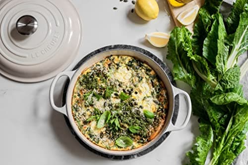 Le Creuset Signature Enamelled Cast Iron Dutch Oven, Round, 26 cm, 2 L, 4.2 kg, Meringue, 21180267164430 - Image 8