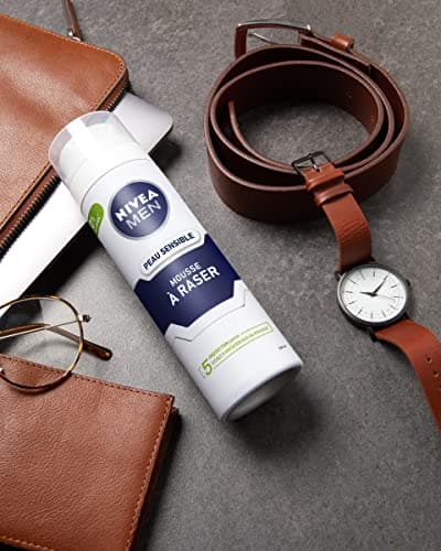 NIVEA MEN Sensitive Skin Shaving Foam (200 ml), shaving cream enriched with chamomile and witch hazel, shaving treatment 0% alcohol for men - Image 8