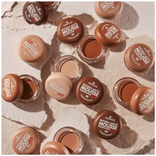 Essence - Fond de Teint Mousse Natural Matte Mousse - 01 - Image 4