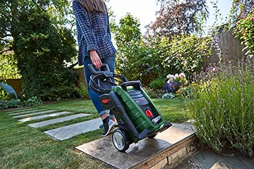 Bosch UniversalAquatak 135 High Pressure Washer (1900 Watt, Pressure: 135 Bar, Max Flow Rate: 410 l/h, Carton Packaging) - Image 3