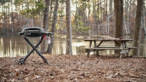 Weber Traveler Compact gas barbecue/Foldable and portable design with wheels, automatic lid lock, lid with thermometer, 1 burner, cooking surface 52 x 36 cm, black - Image 6
