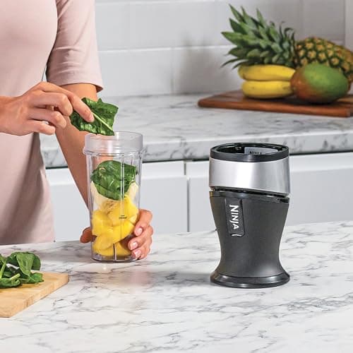 Ninja 700W Slim Blender and Smoothie Maker, 2x 470ml Cups with Spout Lids, Personal Blender, Crushes Ice and Frozen Fruit, Silver/Black QB3001EUS - Image 4