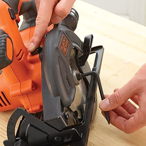 BLACK+DECKER BDCCS18N-XJ Cordless circular saw - 18 V - 1.5 Ah - Ø = 140 mm - Cutting depth: 43 mm - 45° angled cuts - without battery - 1 blade - Image 6