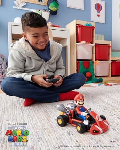 Super Mario Bros Movie – Mario Kart – Remote Control Car with Mario Figurine – Officially Licensed Nintendo – Head and Hands Move – 30 m Range – Mario Fan Children's Toy – Suitable for Ages 4 and - Image 5
