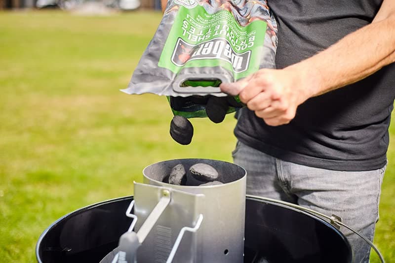 Weber 18450 Coconut-Shell Briquettes (2 kg), Performance for Long and Constant Burning, Ideal for Long Grilling Food, 100% Natural - Image 2