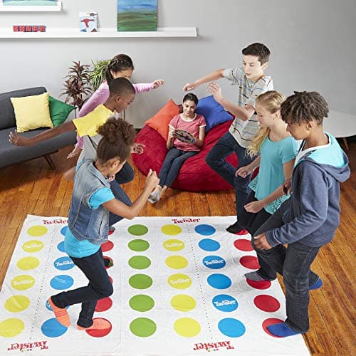 Hasbro Gaming Giant Twister – Funny Skill Board Game – French Version Exclusive on Amazon - Image 7