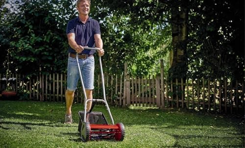 Einhell Tondeuse à Gazon Manuelle GC-HM 300 (Jusqu’à 150 m², Cylindre de Coupe, 5 Lames en Acier, réglage de la Hauteur de Coupe sur 4 Niveaux de 13 à 37 mm, bac de ramassage de 16 litres) - Image 6