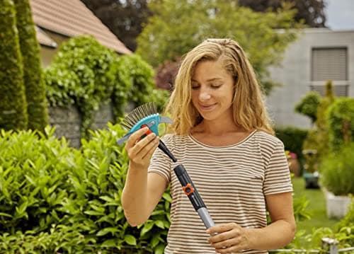 Nettt Joints Combisystem-3-in-1 Gardena Multi-Function Jardi Tool for Elimin Weeds Moss Narrow Seals, Metal Brush, Stainless Steel Blade, CS Handles (03608-20) - Image 4
