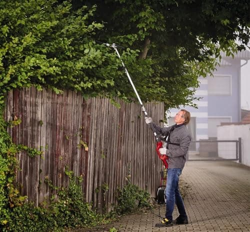 Einhell GC-HH 9046 Telescopic Hedge Trimmer (900W, 20mm Teeth Spacing, 1.98m Reach, Extends to 2.6m) - Image 3