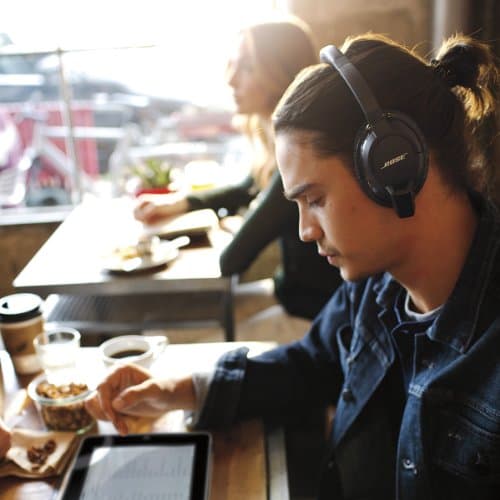 Bose ® AE2w Bluetooth Headphones - Image 3